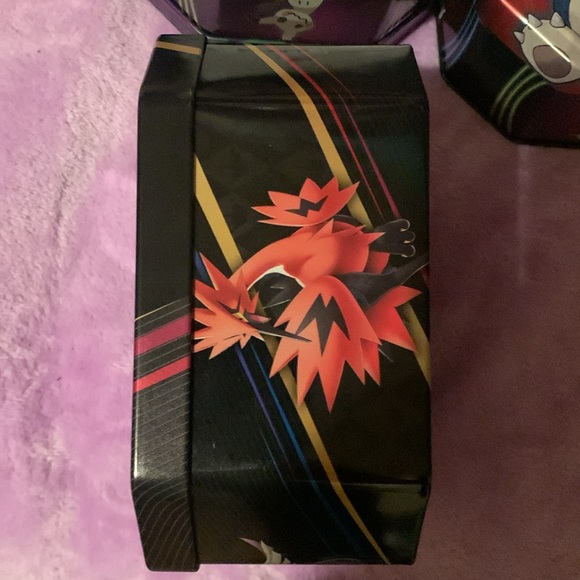 Pokemon Galatians moltres tin - Picture 3 of 7